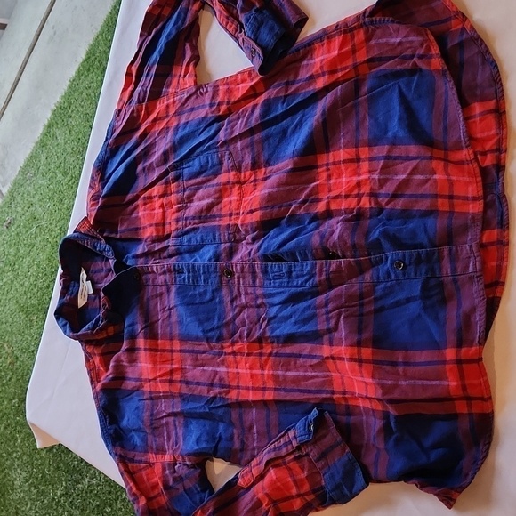 Old Navy Flanel Shirt - Picture 1 of 4